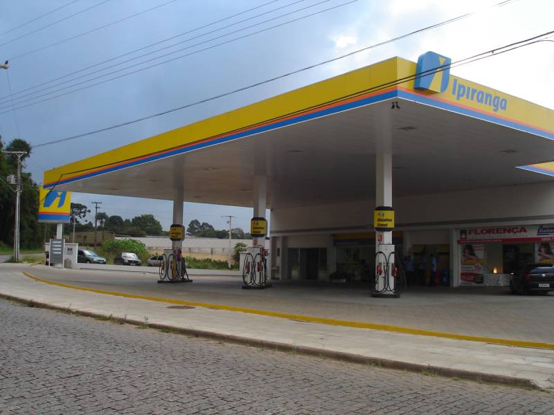 Posto de gasolina Tiqueto